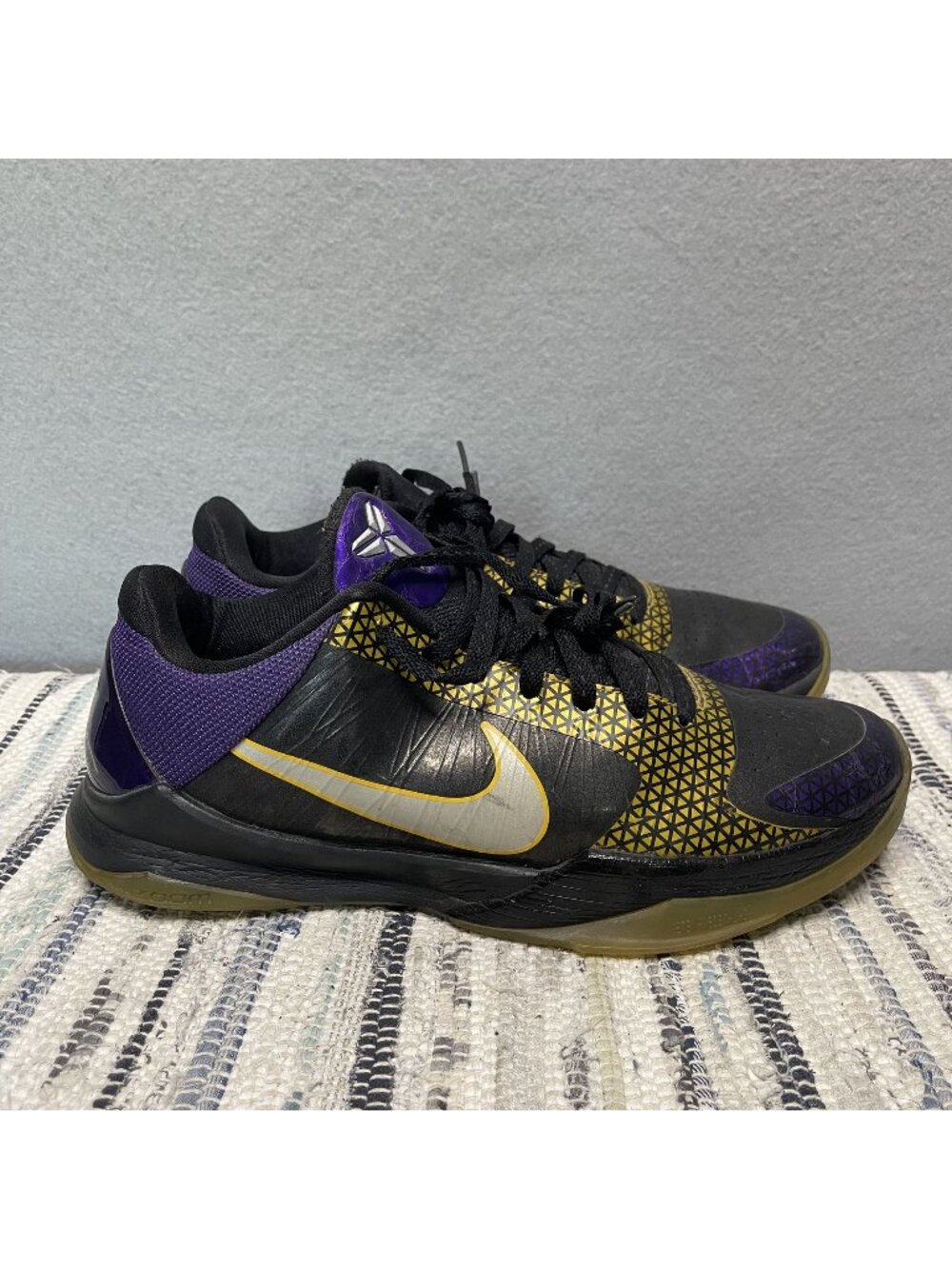 Nike Zoom Kobe 5 Playoff Carpe Diem Black Chrome Purple Mens Sneakers Size 9.5